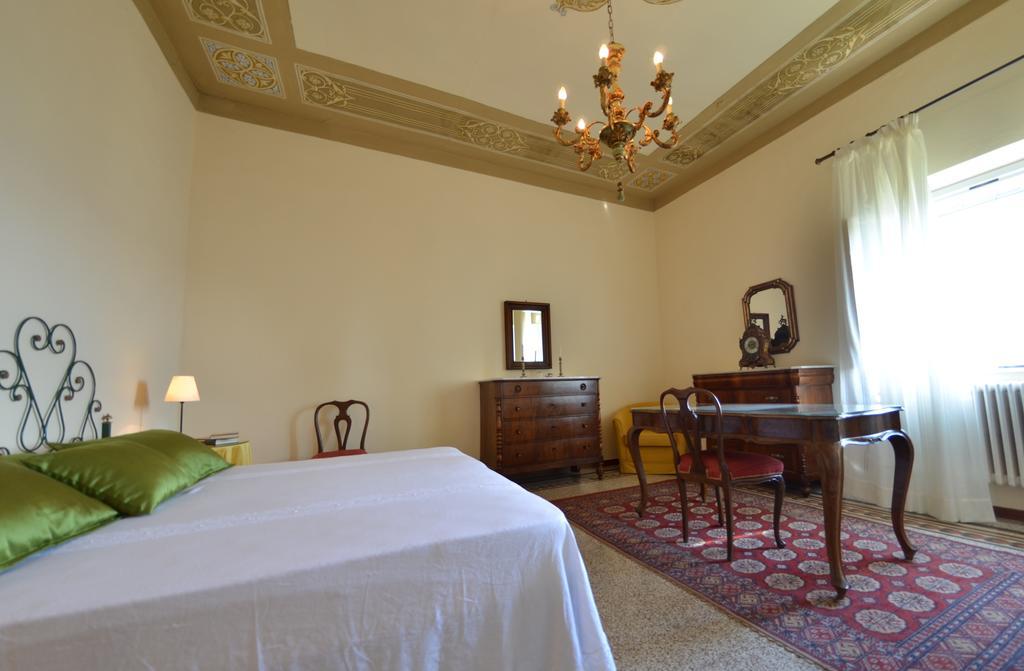 Villa Buonaparte San Miniato Quarto foto